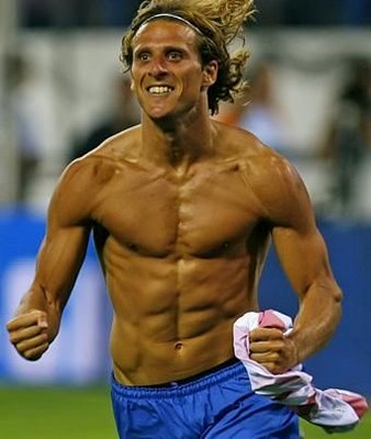 Diego-Forlan-picture1.jpg